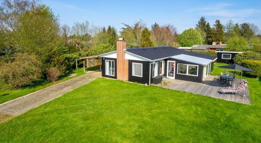 Photo of "Yorick" - 1km from the sea