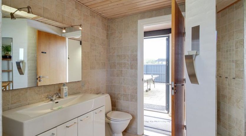 Photo of "Kiowa" - 100m from the sea