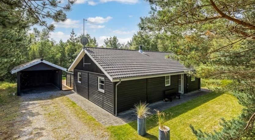 Photo of "Filimena" - 350m from the sea