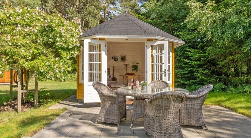 Photo of "Mirla" - 300m from the sea