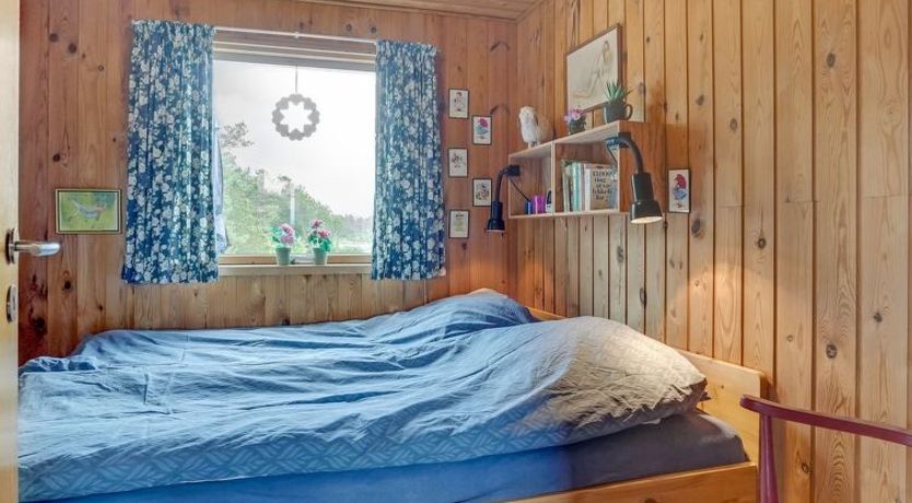 Photo of "Kathaline" - 3.4km from the sea