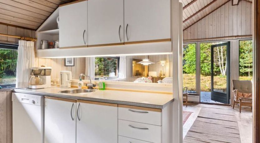 Photo of "Esteri" - 800m from the sea