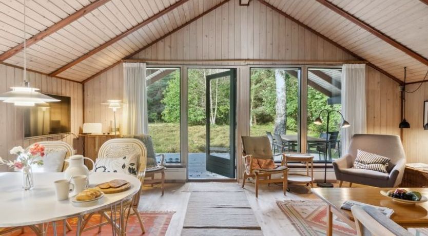 Photo of "Esteri" - 800m from the sea