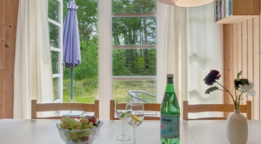 Photo of "Tom" - 125m from the sea