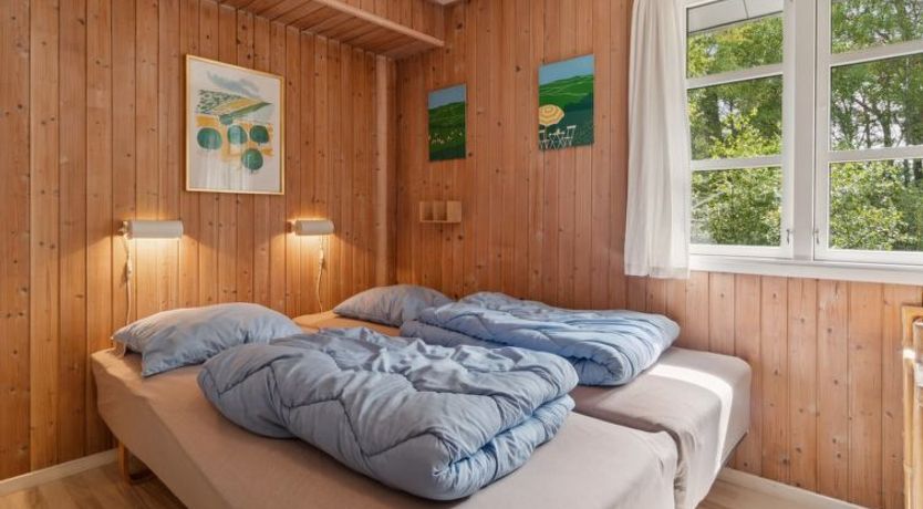 Photo of "Tom" - 125m from the sea