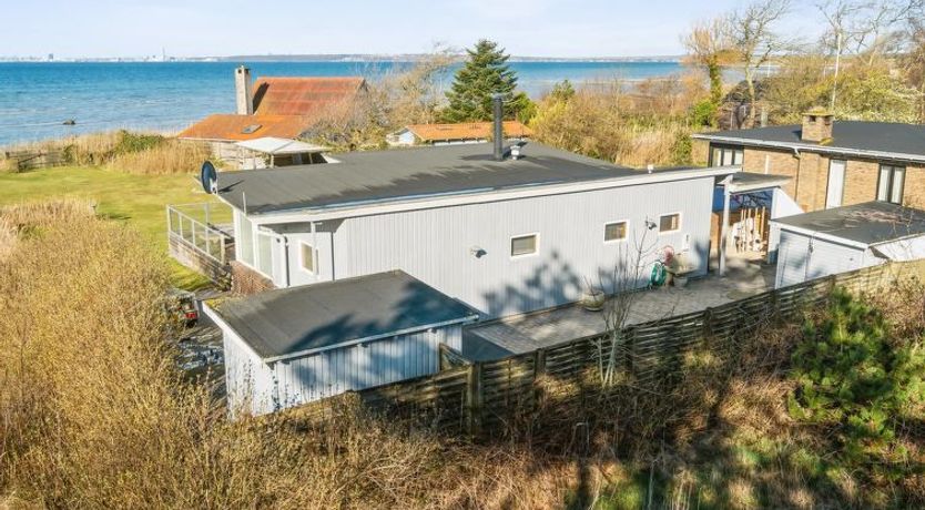 Photo of "Dzavid" - 10m from the sea