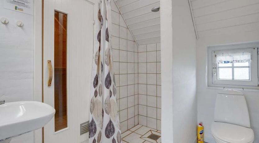 Photo of "Ferhat" - 2.9km from the sea