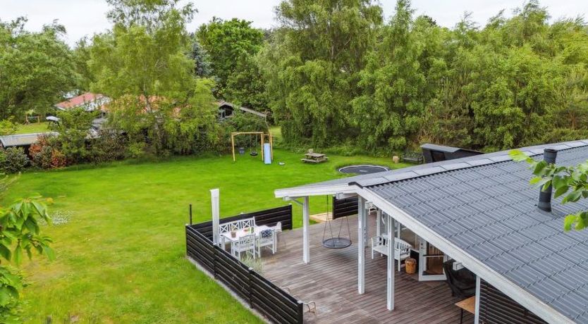 Photo of "Morten" - 500m from the sea