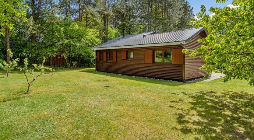 Photo of "Bette" - 8km from the sea