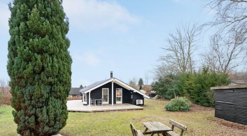 Photo of "Nannina" - 225m to the fjord