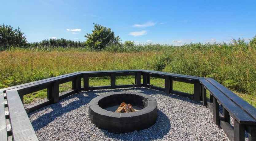 Photo of "Ariadne" - 900m from the sea