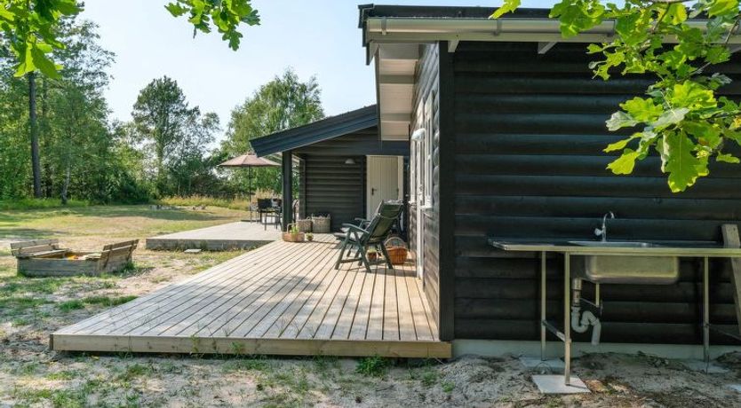 Photo of "Wimar" - 200m from the sea