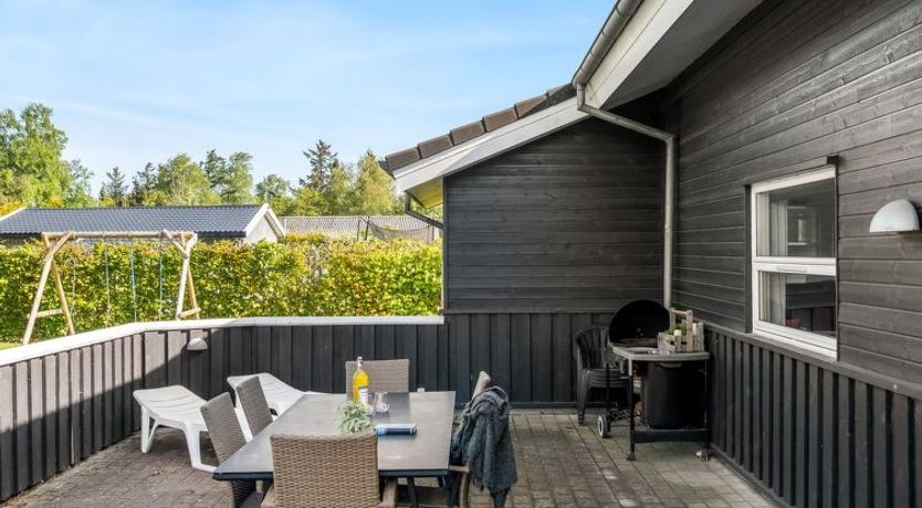 Photo of "Karstina" - 1km from the sea