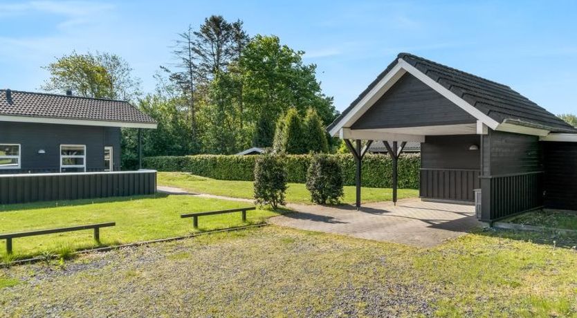 Photo of "Karstina" - 1km from the sea