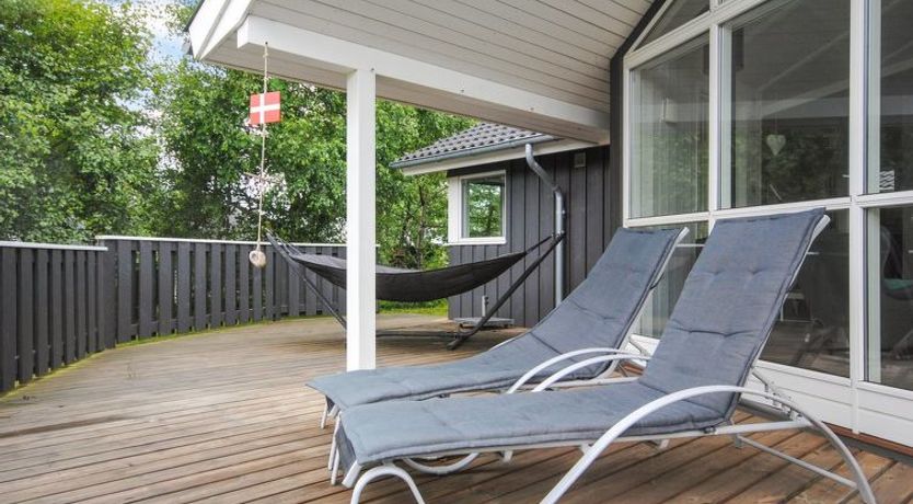 Photo of "Evelina" - 150m to the fjord