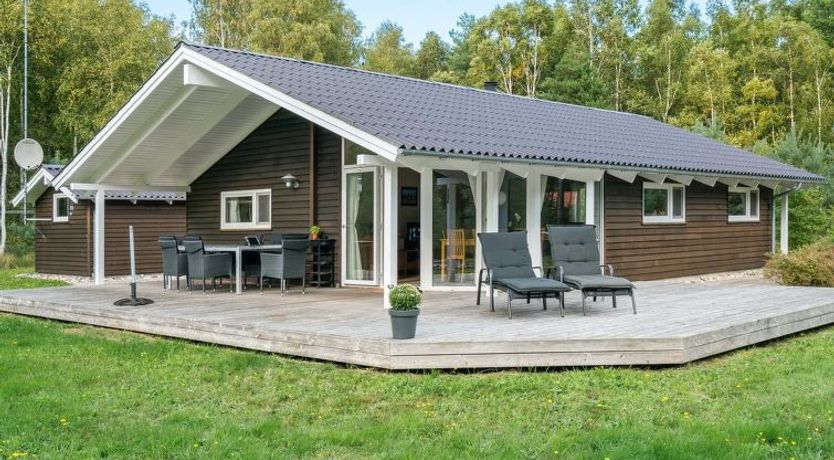 Photo of "Thomasine" - 1.5km from the sea