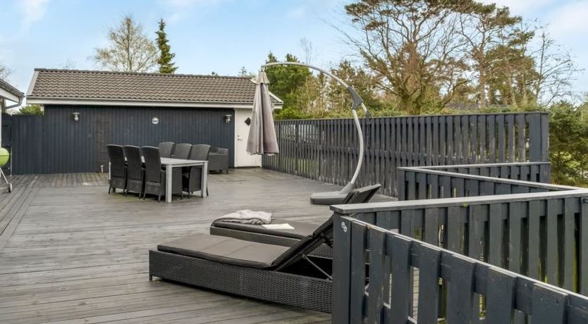 Photo of "Clarabelle" - 700m from the sea