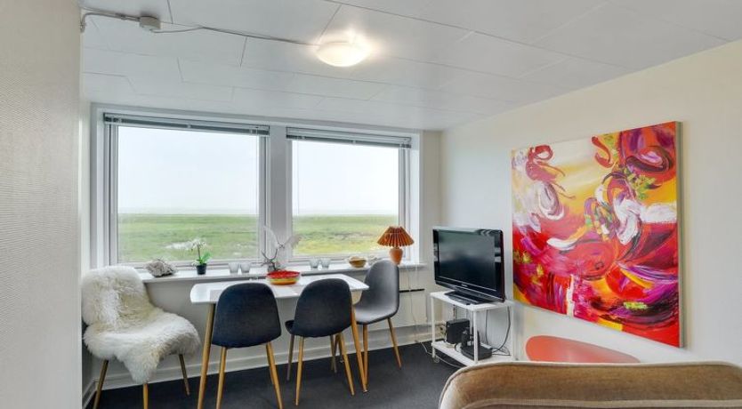 Photo of "Thomsen" - 200m to the fjord