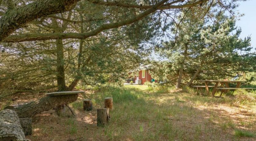 Photo of "Hrefna" - 350m from the sea