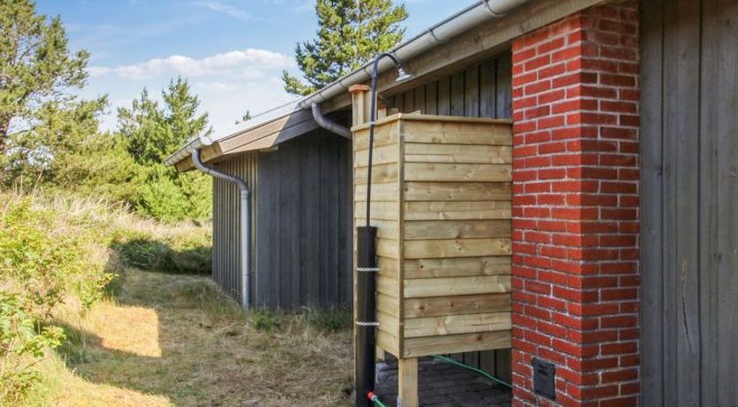 Photo of "Erlinda" - 3.1km from the sea