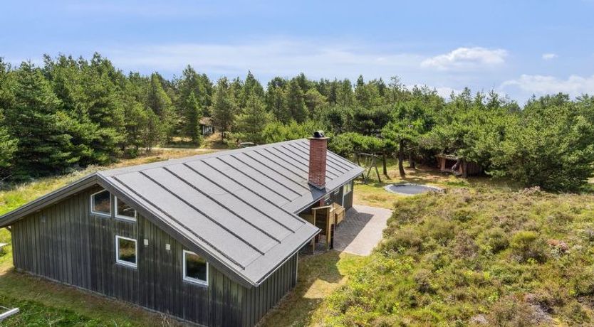 Photo of "Erlinda" - 3.1km from the sea