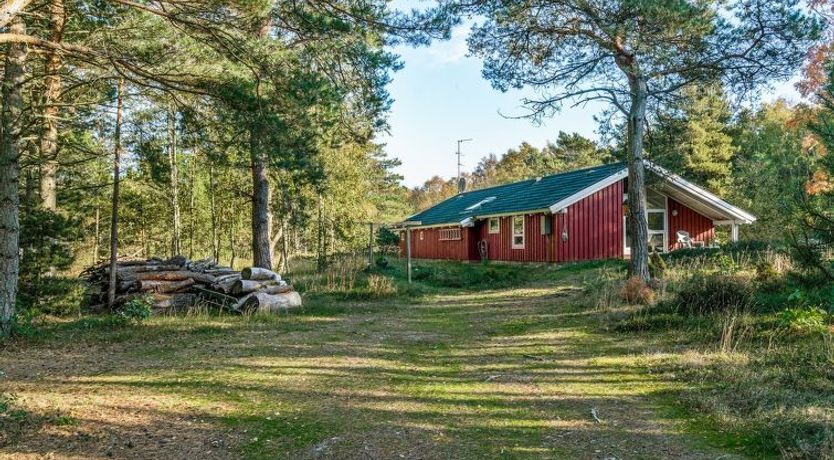 Photo of "Helmtrud" - 500m from the sea