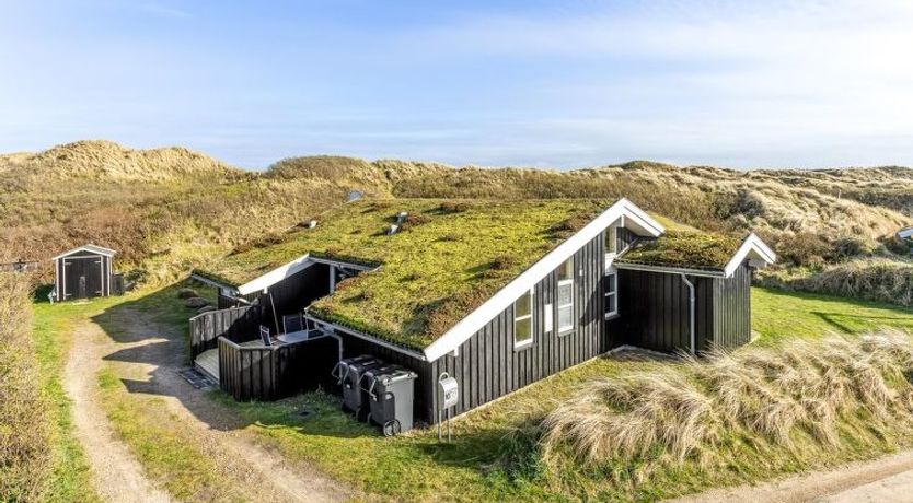 Photo of "Bovi" - 300m from the sea