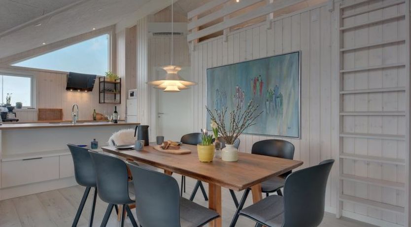 Photo of "Gubbe" - 500m from the sea