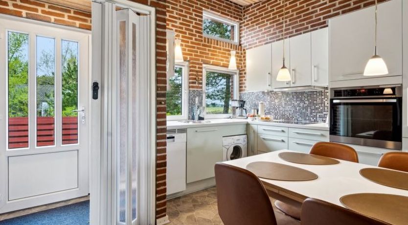 Photo of "Sedine" - 3.9km from the sea