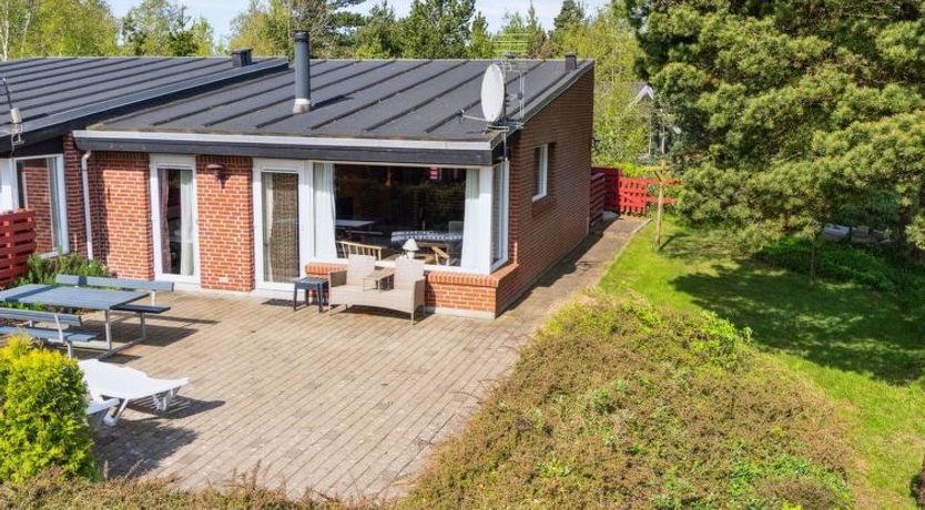 Photo of "Sedine" - 3.9km from the sea