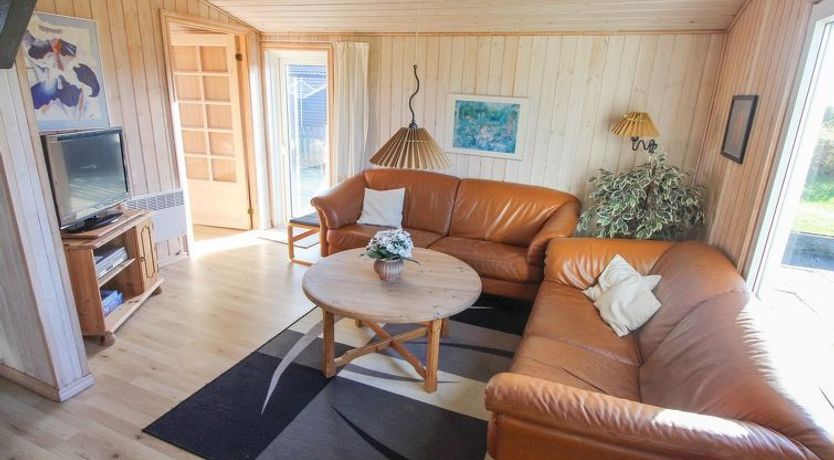 Photo of "Vili" - 441m from the sea