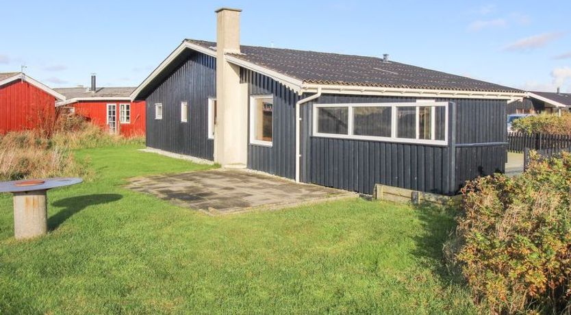 Photo of "Vili" - 441m from the sea