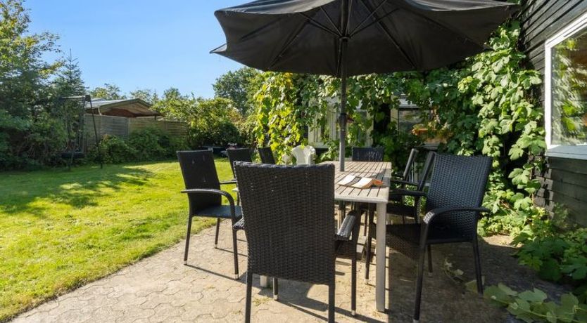 Photo of "Annamie" - 650m from the sea