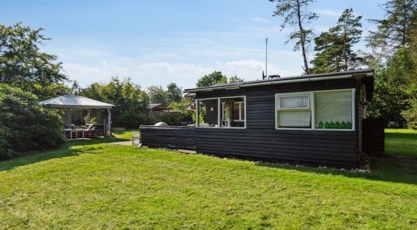 Photo of "Annamie" - 650m from the sea