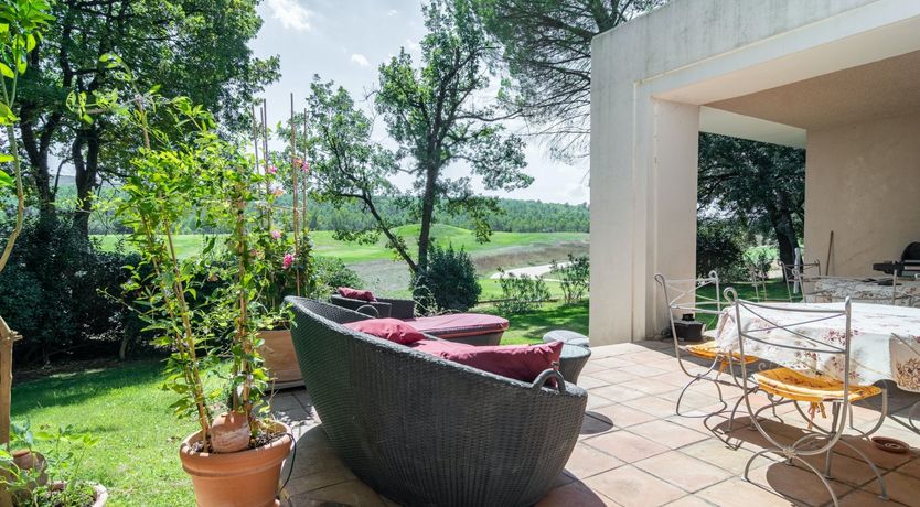 Photo of Lemon & Garlic