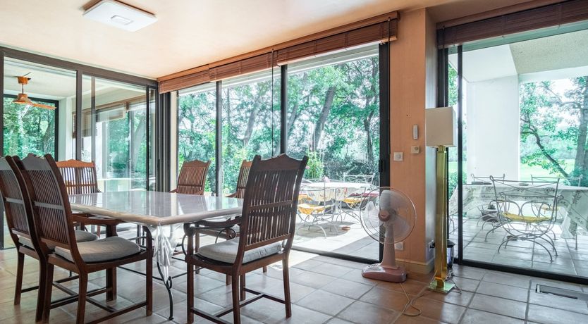 Photo of Lemon & Garlic