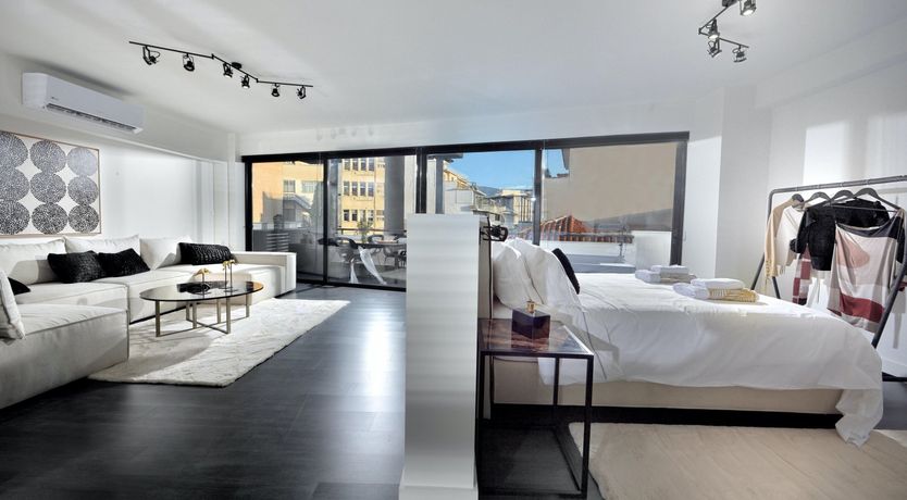 Photo of Athenian Spirit