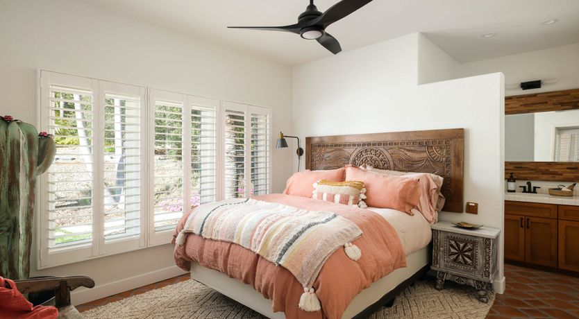 Photo of Hummingbird Dawn