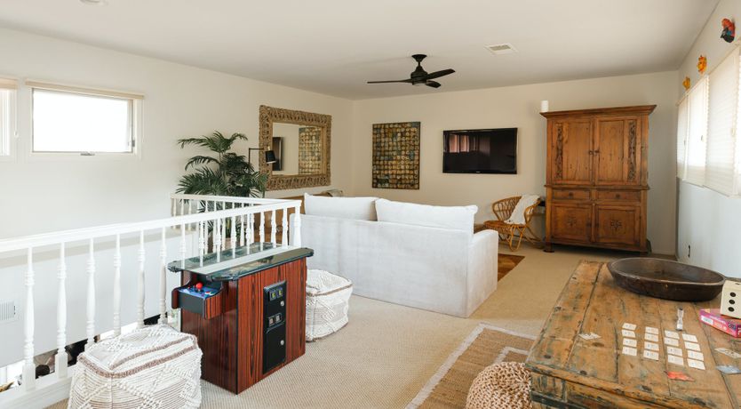 Photo of Hummingbird Dawn