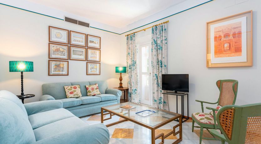 Photo of Enchants the Audience