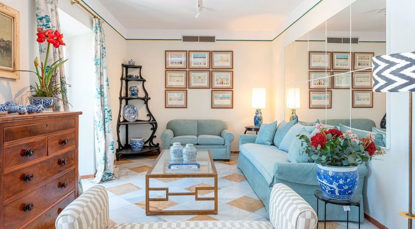 Photo of Enchants the Audience