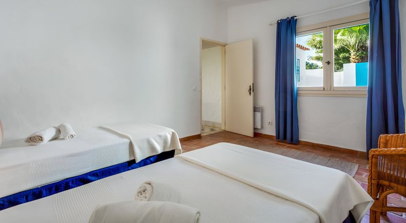 Photo of A Hundred Ways