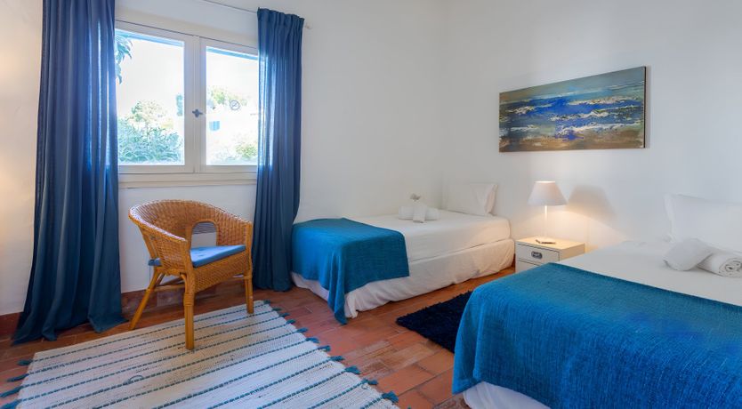 Photo of A Hundred Ways