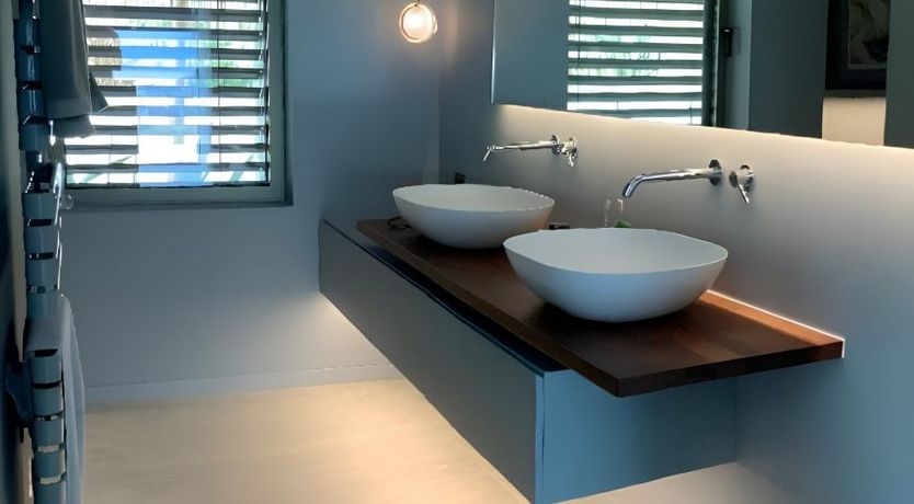 Photo of Grecian Gaze