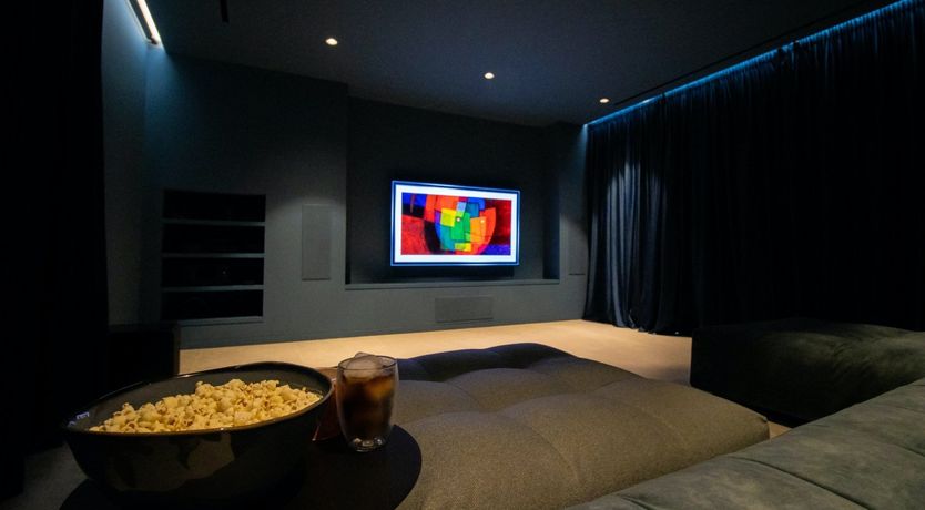 Photo of Grecian Gaze