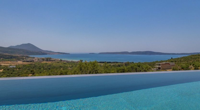 Photo of Grecian Gaze