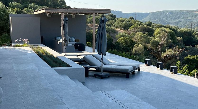 Photo of Grecian Gaze