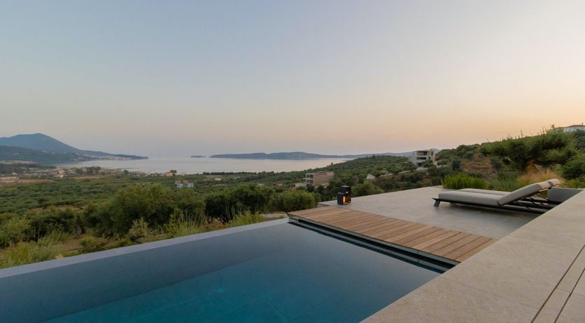 Photo of Grecian Gaze