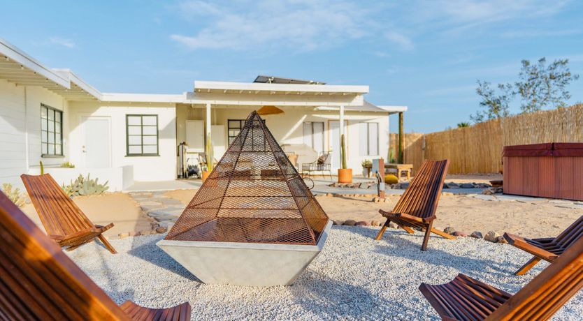 Photo of Desert Muse