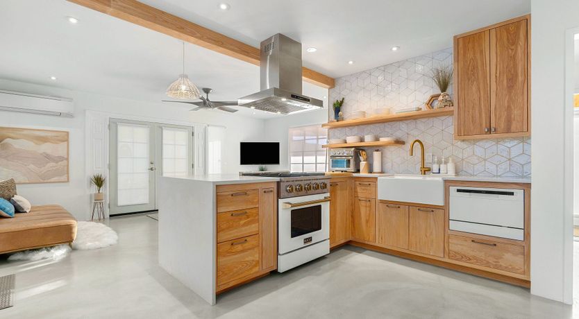 Photo of Desert Muse